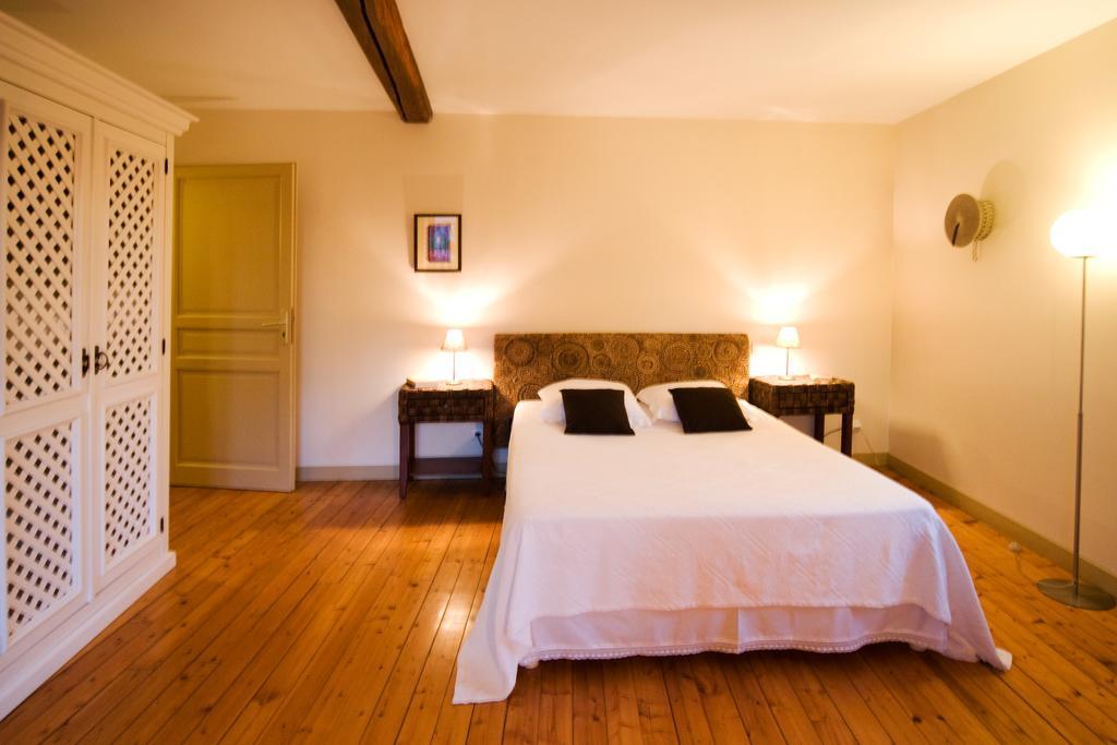 B&B La Cerisaie Francheleins Exterior photo